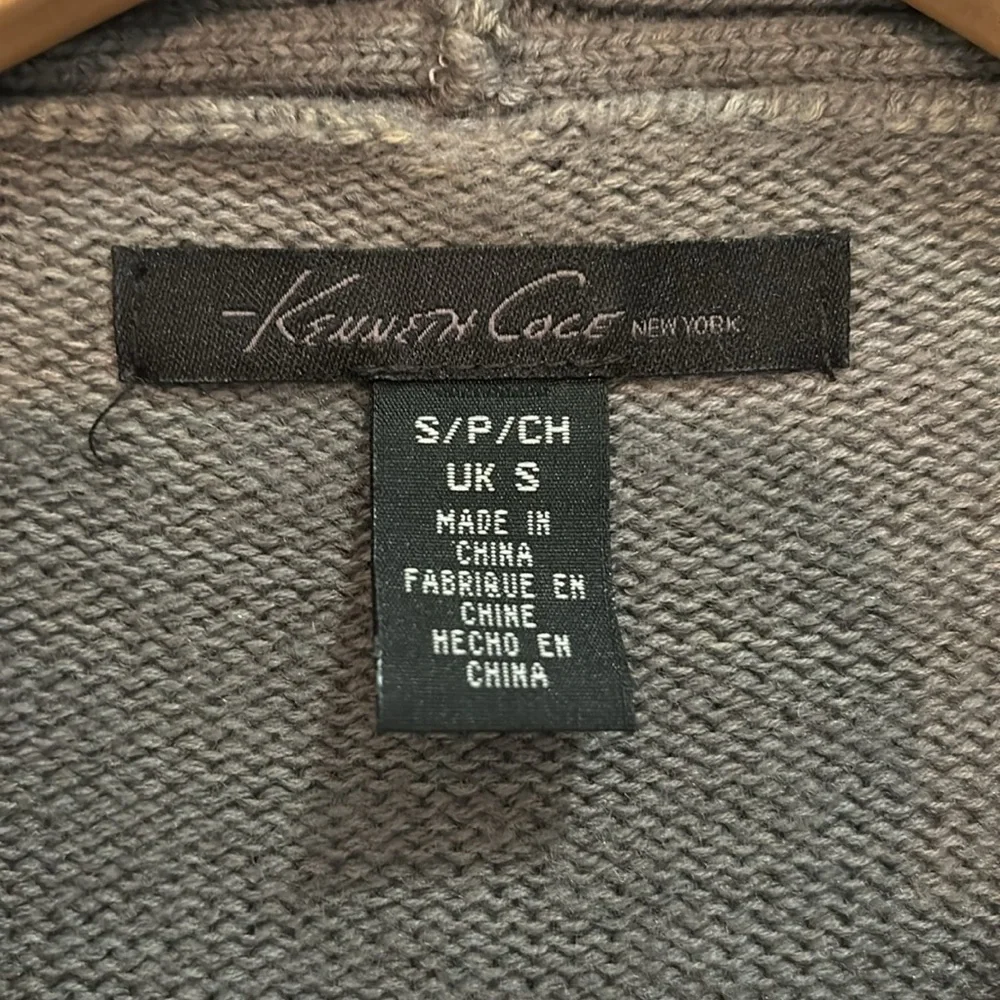 Kenneth Cole New York Faux Fur Grey Vest Size Small - Picture 2 of 6